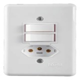 INTERRUPTOR 2 TECLAS SIMPLES + TOMADA 10A - RADIAL