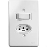INTERRUPTOR 1 TECLAS SIMPLES + 1 TOMADA 10A - ILUMI PRATIKA