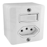PLACA DE SOBREPOR + 1 INTERRUPTOR SIMPLES +TOMADA 10A - FAME